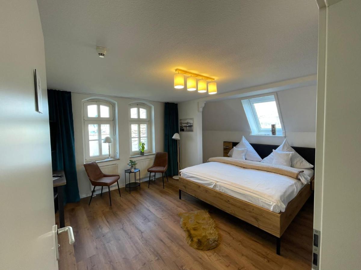Kanal-Haus "Das Gaestehaus Direkt Am Nok" Osterrönfeld Exterior foto